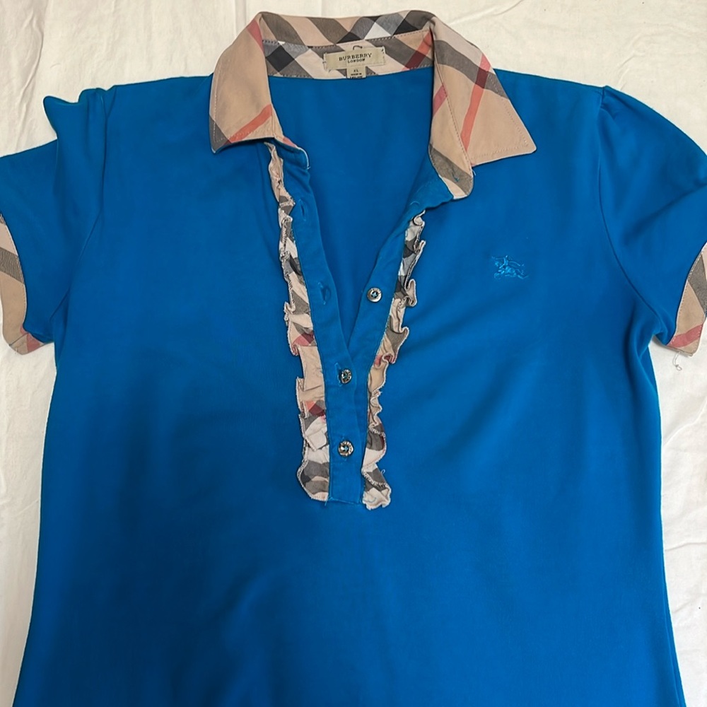 Selling my Burberry top